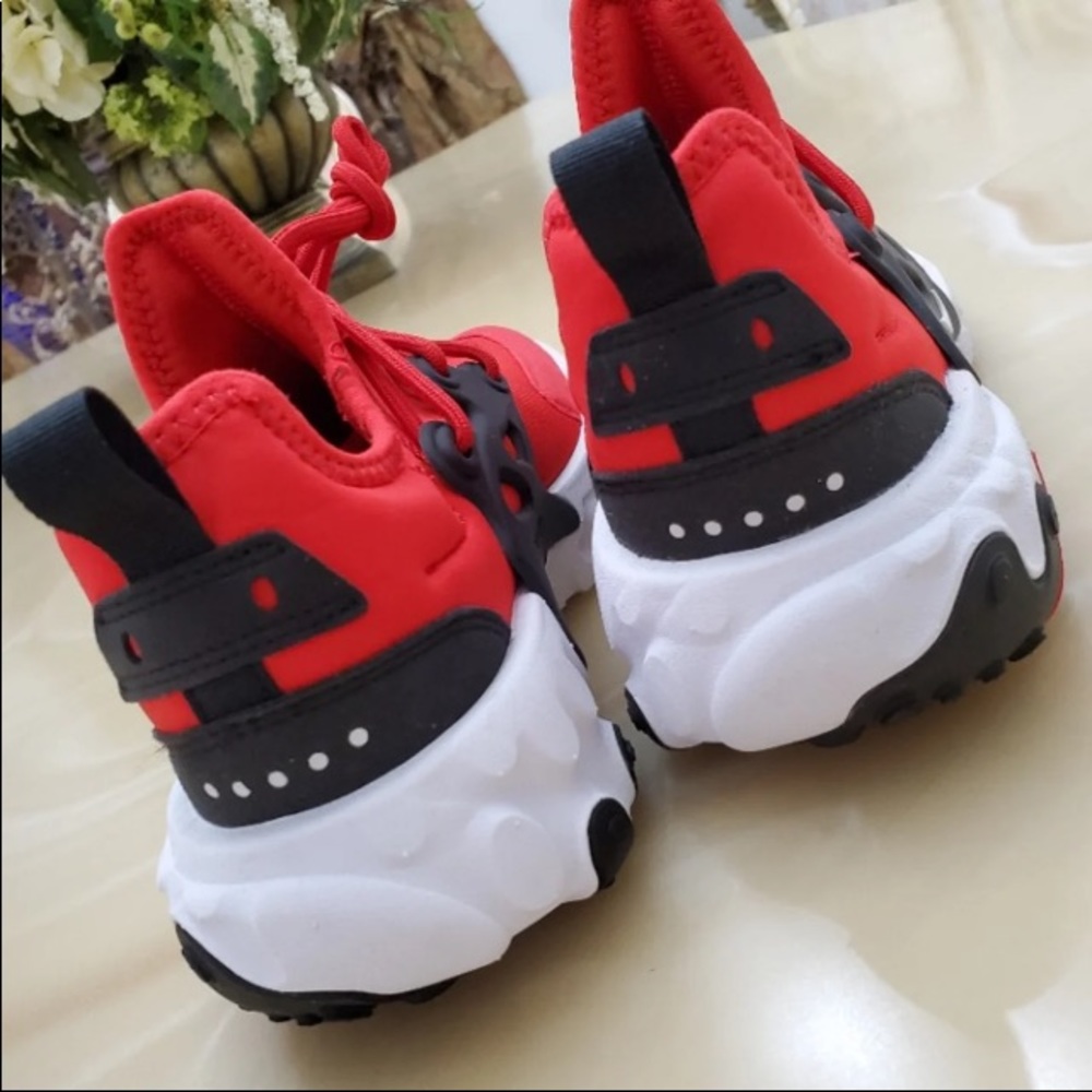 Nike React Presto - Picture 9 of 10